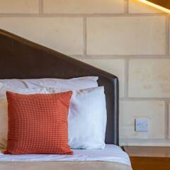 Il-Logga Boutique Hotel сейф в номере
