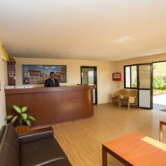 Отель Rupakot Resort Непал, Лехнат - отзывы, цены и фото номеров - забронировать отель Rupakot Resort онлайн интерьер отеля