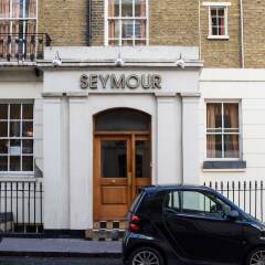 Seymour Hotel городской автобус