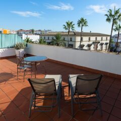 Отель TRYP Jerez Hotel Испания, Херес-де-ла-Фронтера - отзывы, цены и фото номеров - забронировать отель TRYP Jerez Hotel онлайн балкон