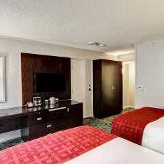 Отель DoubleTree by Hilton Hotel Toronto Downtown Канада, Торонто - отзывы, цены и фото номеров - забронировать отель DoubleTree by Hilton Hotel Toronto Downtown онлайн удобства в номере