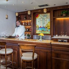 Hotel Livingston Сиракуза гостиничный бар