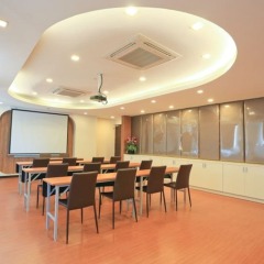 Отель Crystal Suites Suvarnabhumi Airport Бангкок помещение для мероприятий