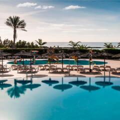 Отель Sheraton Fuerteventura Beach, Golf & Spa Resort бассейн фото 3