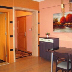 Апартаменты She & He Service Apartment - Huifeng удобства в номере