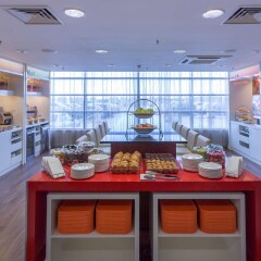 Отель Hampton by Hilton Liverpool/John Lennon Airport Великобритания, Ливерпуль - отзывы, цены и фото номеров - забронировать отель Hampton by Hilton Liverpool/John Lennon Airport онлайн питание