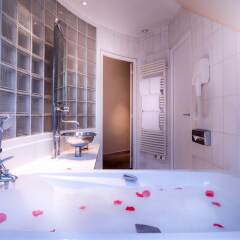 L'HOTEL PERGOLESE Paris спа