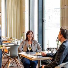 Отель Novotel Berlin Mitte Германия, Берлин - 3 отзыва об отеле, цены и фото номеров - забронировать отель Novotel Berlin Mitte онлайн питание фото 3