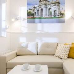 Отель Charming Puerta de Toledo II интерьер отеля