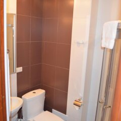Отель Russia Hotel (Цахкадзор) Армения, Цахкадзор - отзывы, цены и фото номеров - забронировать отель Russia Hotel (Цахкадзор) онлайн ванная фото 2