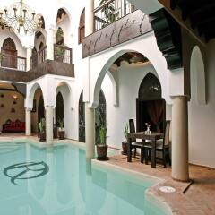Отель Riad Opale Марокко, Марракеш - отзывы, цены и фото номеров - забронировать отель Riad Opale онлайн бассейн фото 2