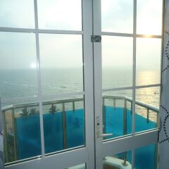 Global Towers Hotel & Apartments пляж