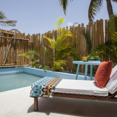 Отель Mahekal Beach Resort бассейн