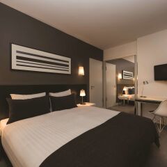 Adina Apartment Hotel Berlin Hackescher Markt комната для гостей
