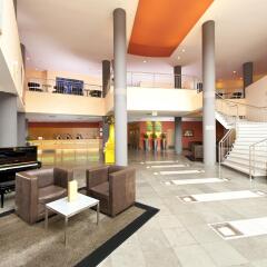 Отель Dorint Hotel Dresden Германия, Дрезден - отзывы, цены и фото номеров - забронировать отель Dorint Hotel Dresden онлайн гостиничный бар