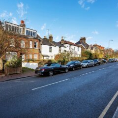 Отель Putney Mews House парковка