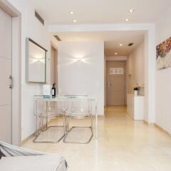 Отель 1205 - Sagrada Familia Nice Apartment Испания, Барселона - отзывы, цены и фото номеров - забронировать отель 1205 - Sagrada Familia Nice Apartment онлайн комната для гостей фото 4
