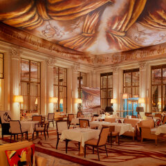 Отель Le Meurice Dorchester Collection Париж питание