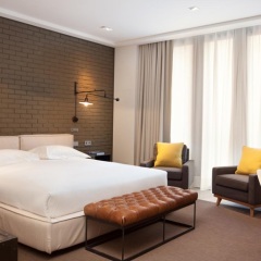 Апартаменты Midtown Apartments комната для гостей