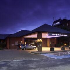 Отель Hilton Manchester Airport Манчестер вид на фасад