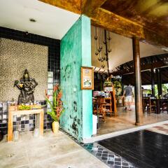 Отель Cocoville Phuket Resort развлечения