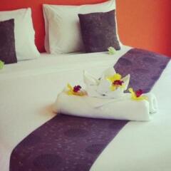 Отель Kata Inn Guesthouse & Restaurant комната для гостей фото 5