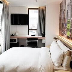 Dash Living On Hollywood in Hong Kong, China from 211$, photos, reviews - zenhotels.com room amenities