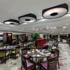 Отель Holiday Inn London - Kensington питание фото 2