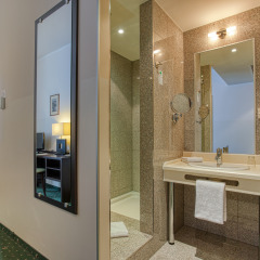 Centro Hotel Berlin Kurfürstendamm Берлин ванная