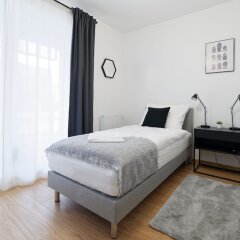 Апартаменты Near Apartments Познань комната для гостей фото 4