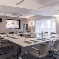 Отель Le Grand Balcon Hotel Франция, Тулуза - отзывы, цены и фото номеров - забронировать отель Le Grand Balcon Hotel онлайн помещение для мероприятий фото 2