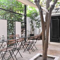 Апартаменты Athens Green Apartments