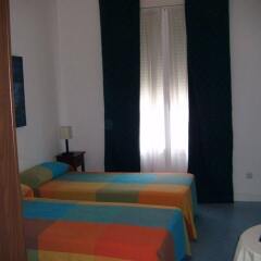 Отель Gay Hostal Puerta del Sol комната для гостей фото 4