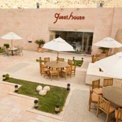 Отель Petra Guest House Hotel Иордания, Вади-Муса - отзывы, цены и фото номеров - забронировать отель Petra Guest House Hotel онлайн с домашними животными