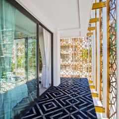 It Hotel & Residences By Sercotel балкон