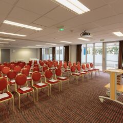 Отель Holiday Inn Clermont-Ferrand Centre Франция, Клермон-Ферран - отзывы, цены и фото номеров - забронировать отель Holiday Inn Clermont-Ferrand Centre онлайн парковка