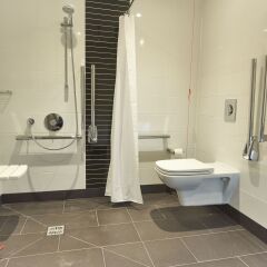 Отель Holiday Inn Northampton West M1 Junc 16 ванная