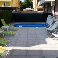 Отель Guest House Donchevi бассейн фото 2