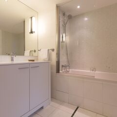 Отель Carlton Riviera YourHostHelper ванная