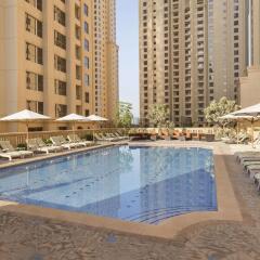 Отель Delta by Marriott Jumeirah Beach бассейн
