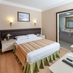 Отель Julian Forest Suites- All Inclusive комната для гостей