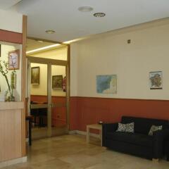 Отель Hostal Liste Station интерьер отеля фото 3