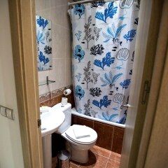 Отель Bloom Inn Madrid ванная