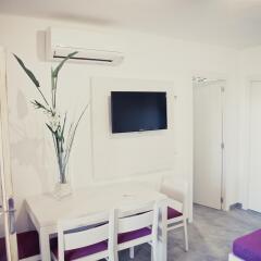 Отель Apartamentos Playa Ferrera комната для гостей фото 2