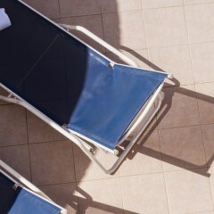 Rooms by Alexandra Hotel спортивное сооружение