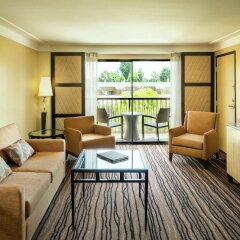 Hilton Stockton in Stockton, United States of America from 202$, photos, reviews - zenhotels.com guestroom photo 5