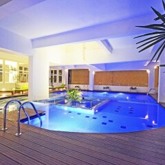 Ocean Edge Suites & Hotel Colombo бассейн фото 2