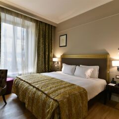 Grand Hotel Yerevan комната для гостей фото 4