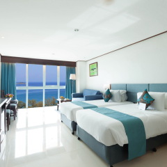 Отель Andaman Beach Suites Hotel Таиланд, Пхукет - 8 отзывов об отеле, цены и фото номеров - забронировать отель Andaman Beach Suites Hotel онлайн комната для гостей фото 4