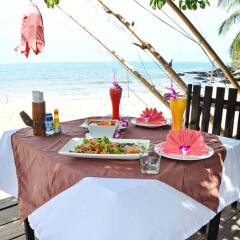 Отель Baan Laanta Resort & Spa Ланта питание